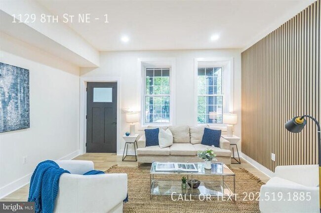 Photo - 1129 8th St NE