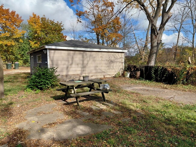 Photo - 1485 W Dundee Rd