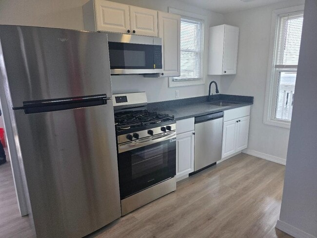 Photo - 2442 Sunset Ave