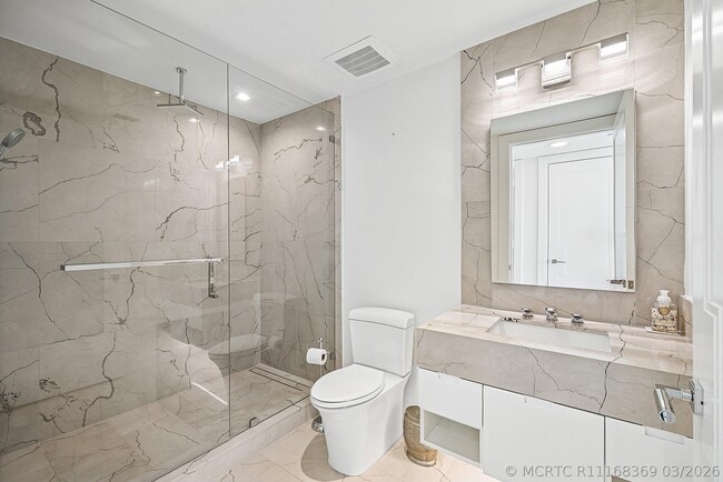 Building Photo - 3550 S Ocean Blvd Unit 5e