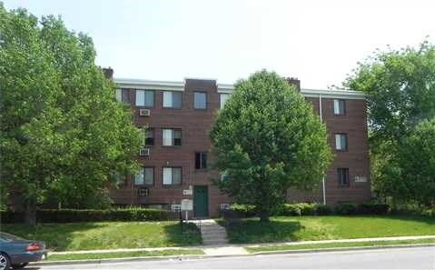 Main Photo - 4775 Huron Ave