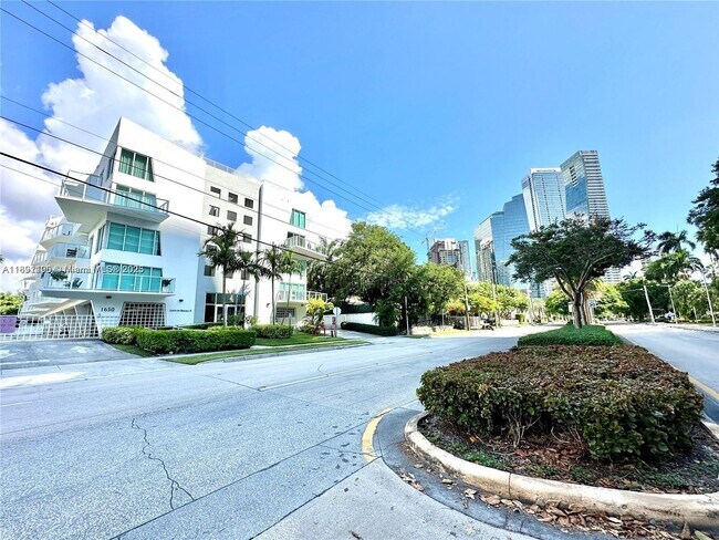 Photo - 1650 Brickell Ave Unidad 203