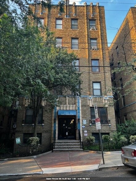 Building Photo - 270 Harrison Ave Unit 109 Rental