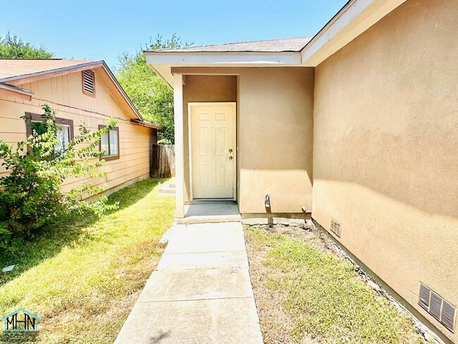 Photo - Charming Duplex for Rent: Your Ideal Home ...