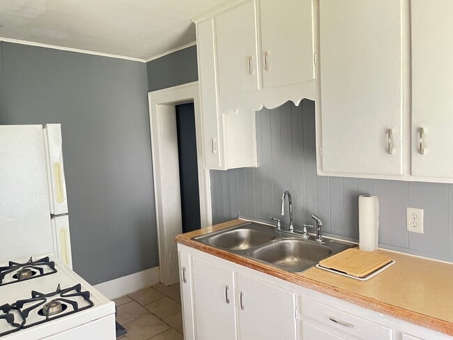 Photo - Cozy 2 Bedroom 1 Bath Townehome