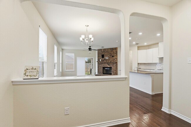 Photo - 7907 Expectation Dr