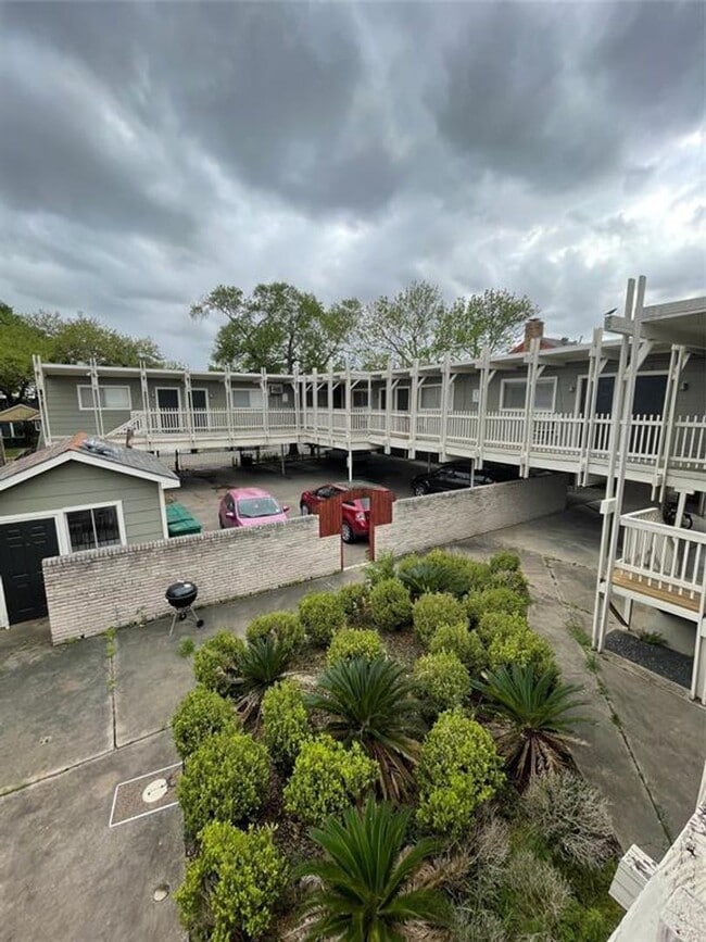 Photo - 2006 Sul Ross St, HOUSTON, TX 77098