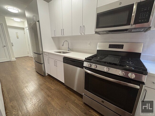 Photo - EAST 57 STREET Unit 10G