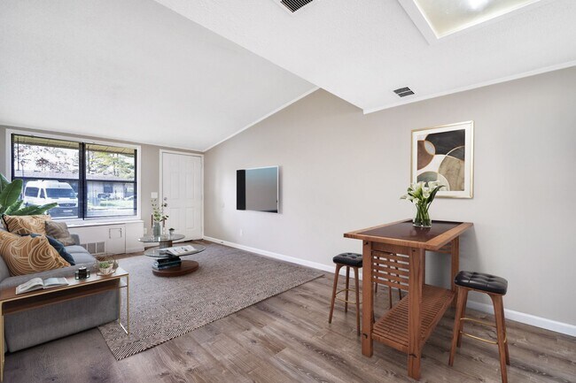 Meadowood Apartments