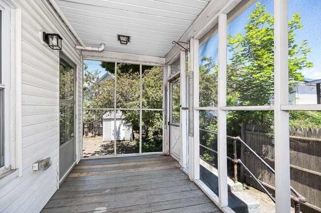 Photo - 29 Belmont St