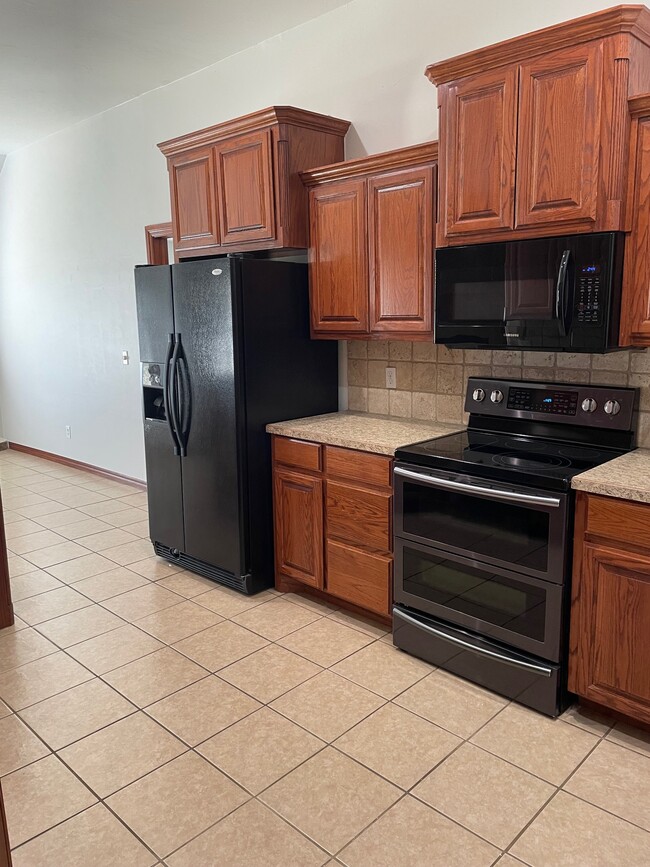 1760 SE 5th St House House Rental in Newcastle, OK