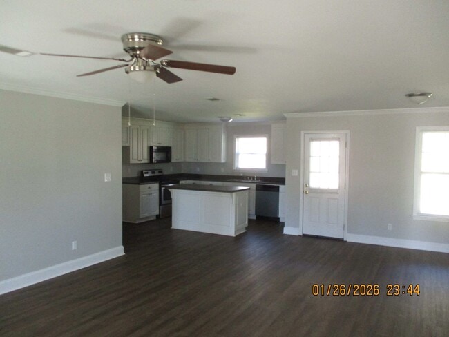 Photo - 160 Alder Dr