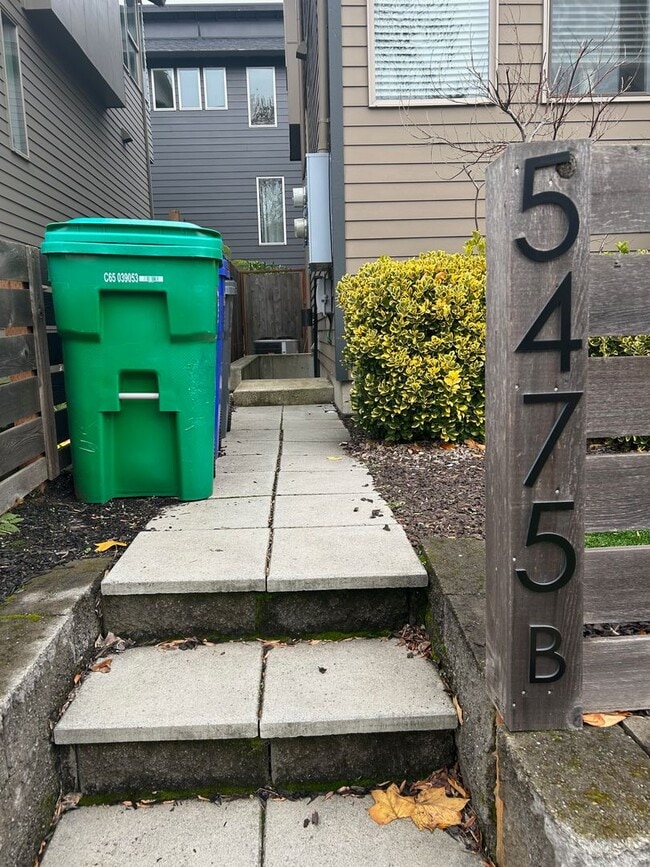 Photo - Gorgeous, Newer Construction Studio in Highly Desired University Park Neighborhood