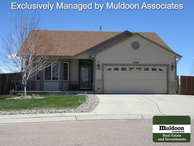 Building Photo - Spacious 5-Bedroom Ranch Home on Oversized Cul-de-Sac lot!