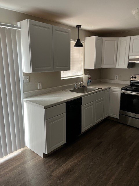 Photo - 826 Emery St