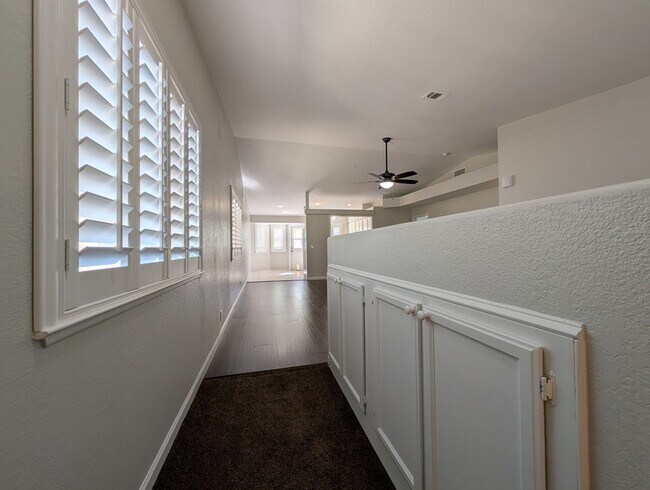 Photo - 2-BEDROOM CONDO AVAILABLE FOR RENT IN WEST...