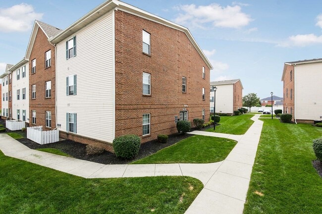 Enclave at Albany Park - 02 - Enclave at Albany Park