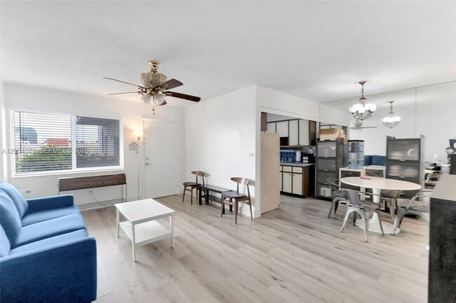 Photo - 900 SW 84th Ave Unit 412A