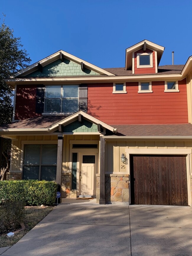 Building Photo - 6708 Menchaca Rd Unit 25