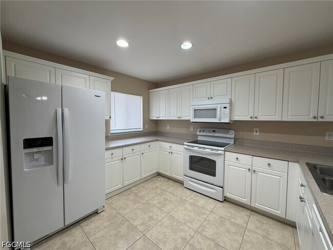 Photo - 3404 NE 9th Ave