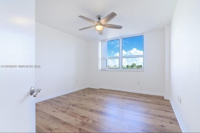 Photo - 19501 W Country Club Dr Unit 510