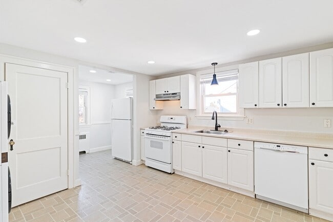 Photo - 126 Washington Ave Unit 2