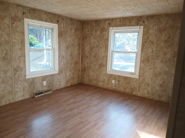 Photo - 1625 Mansfield St