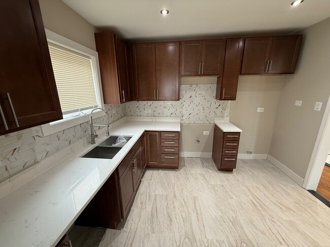 Photo - 10154 S Calumet Ave