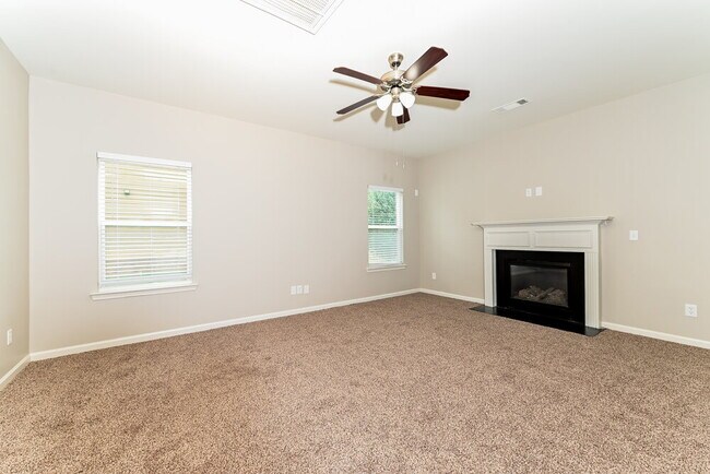 Photo - 221 Christopher Michael Ln