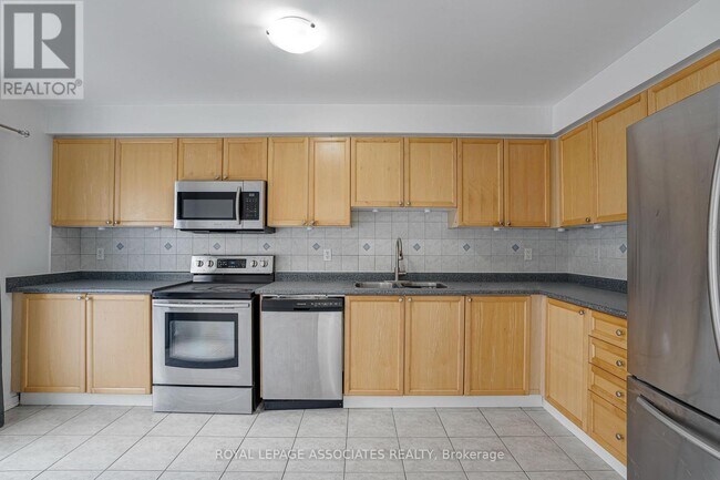 Photo - 25 Cranston Ave