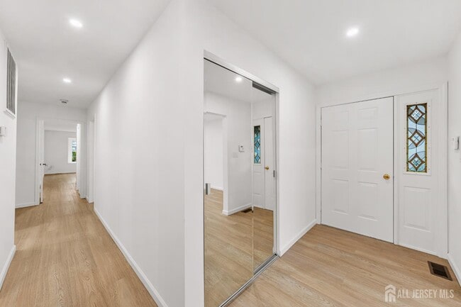 Photo - 29A Hillsborough Dr