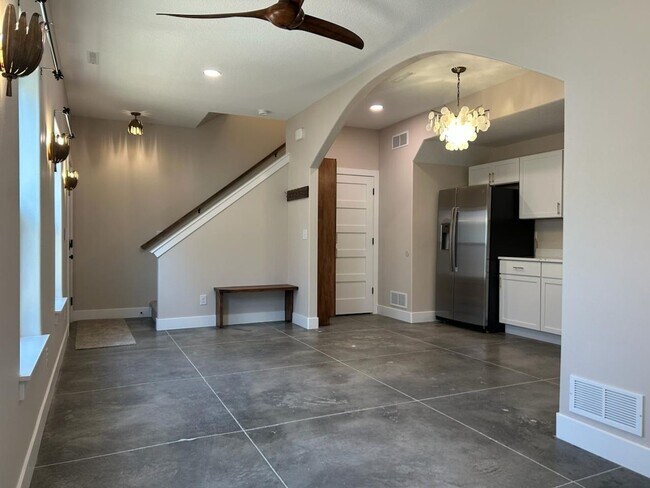 Photo - 940 M St SW Apartment Unit #B