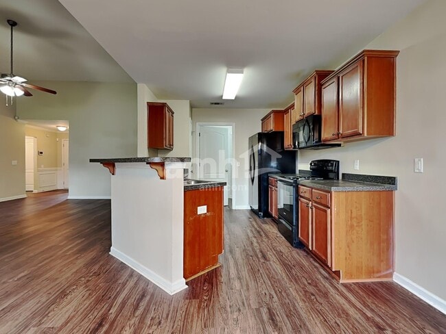 Photo - 107 Fontenot Dr