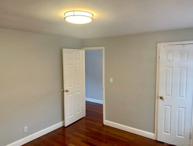 Photo - 1070 Main St Unit 2