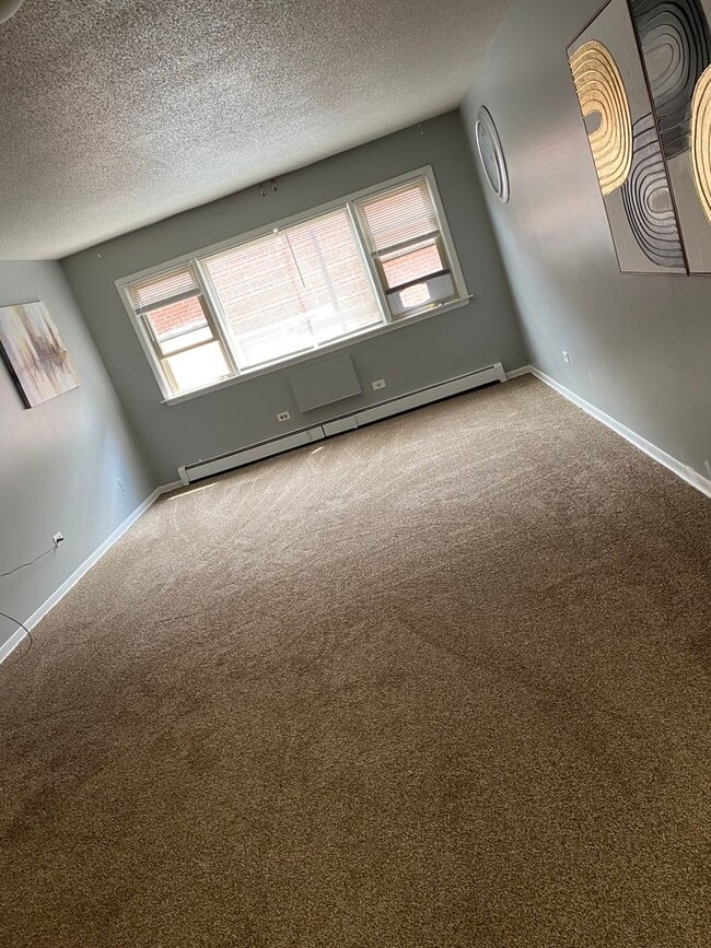 Photo - 415 S Lombard Ave