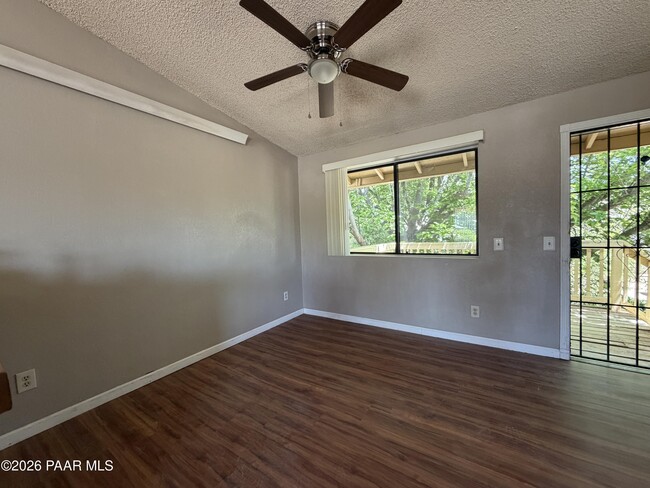 Photo - 927 N Old Chisholm Trail Unit C