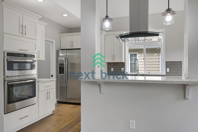 Photo - "Charming Sammamish Retreat: 3-Bedroom Home with 2.5 Baths & 1,710 Sq Ft of Comfort"