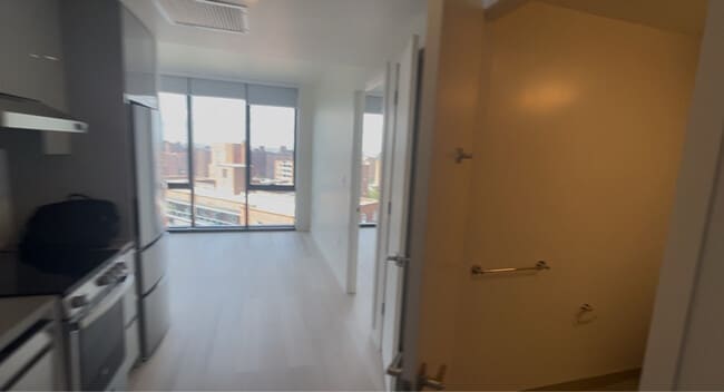 Building Photo - 98-10 63rd Rd Rental