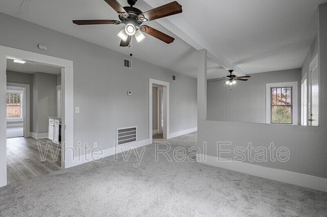 Photo - 200 W Caroline St Unit A