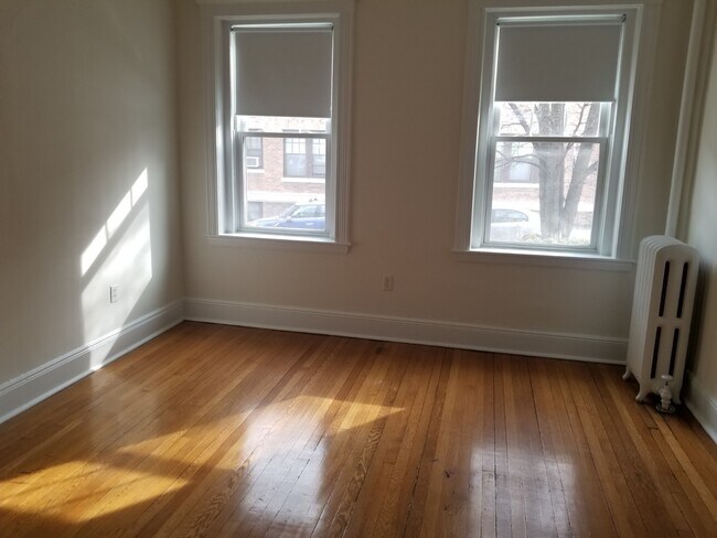 Photo - 115 Kilsyth Rd Unit 2