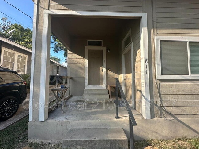 Photo - 817 W Mulberry Ave