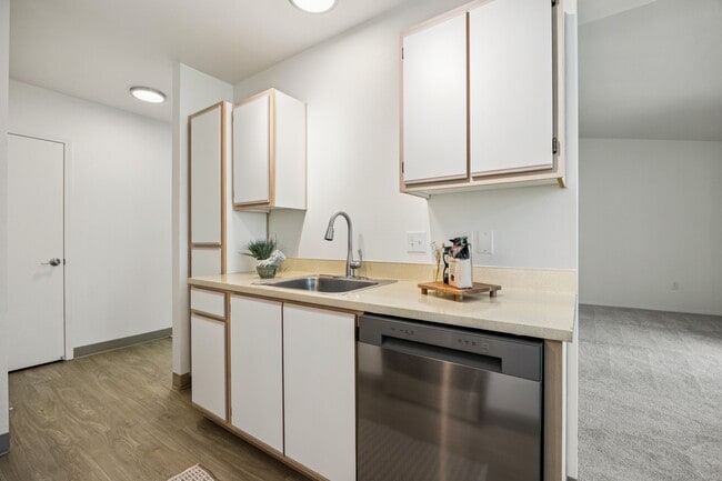 Photo - Nolan Ridge Apartments