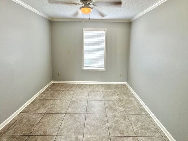 Photo - Great Location Fantastic Price-4 Bedroom 2.5 Bath AVAILALBE NoW!