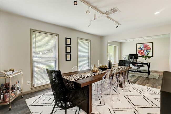 Photo - 5138 Rutherglenn Dr