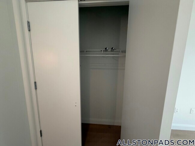 Photo - 55 Brighton Ave Unidad 203