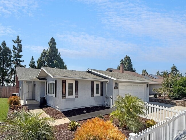 Building Photo - Beautiful 4B/2BA Home in Rancho Peñasquito...