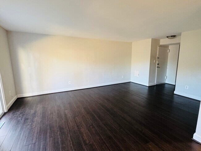 Photo - 5601 Parker House Ter Unidad 218