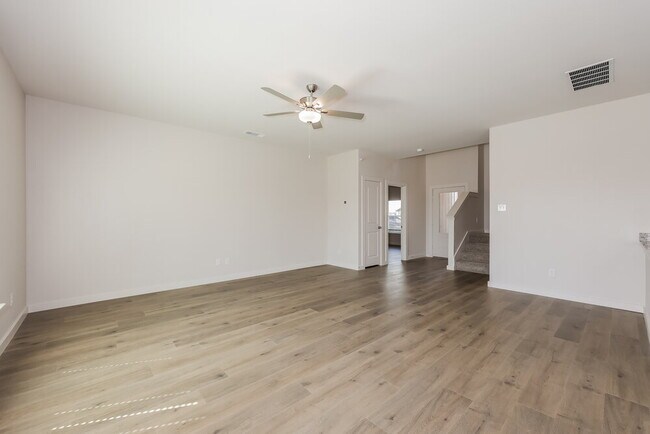 Photo - 315 Patton Ln