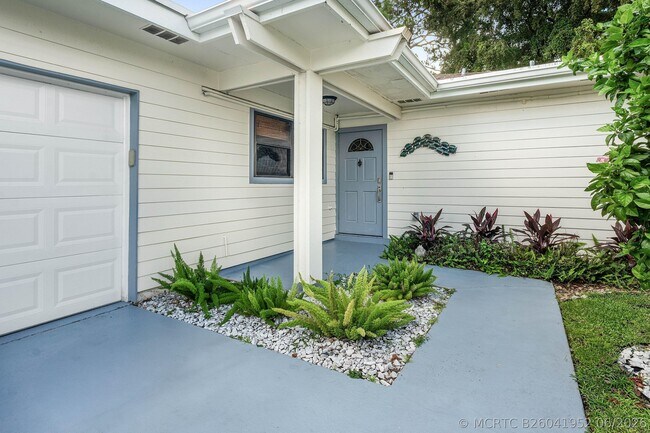 Photo - 6403 Eastpointe Pines St