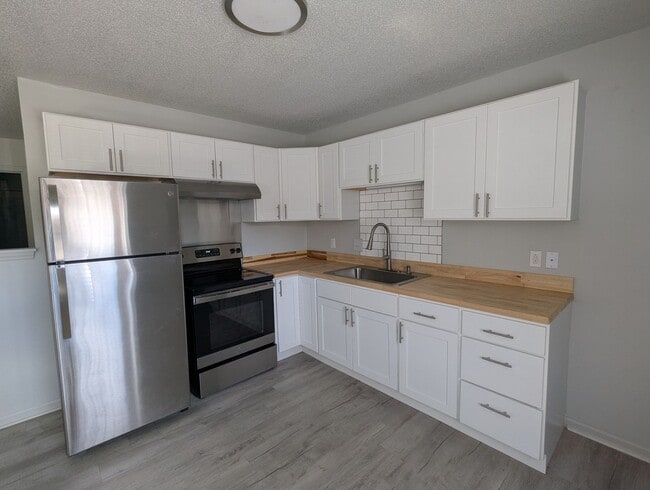 Photo - Boulevard West Apartments